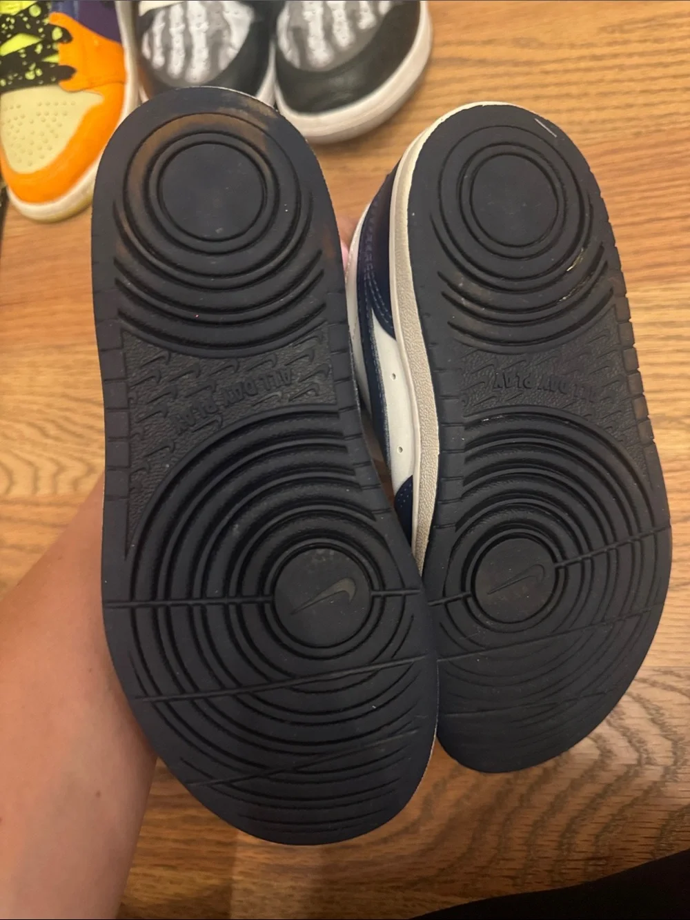 Nike Kids High-Top Sneakers in White and Navy Blue - Picture 2 of 4